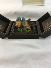 Country Artists Stratford Kingfishers On Reeds In A Presentation Box (H12)