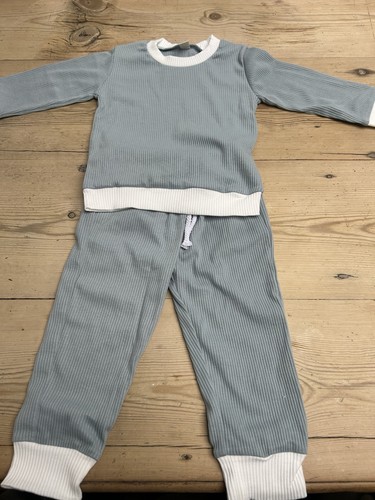 Kids track suit - track,