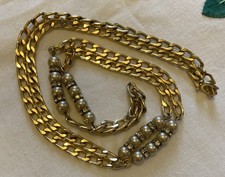 Vintage Jewellery Christian