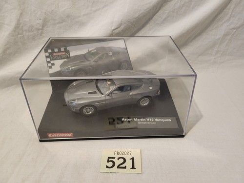 James bond 007 carrera - james,