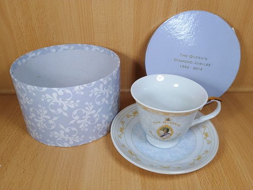 Tea cup and saucer set - set, royal