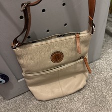 Ben de Lisi Crossbody Cream
