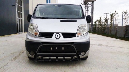 Vauxhall vivaro renault trafic - vivaro,