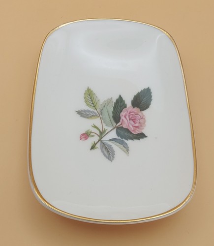 Wedgewood hathaway rose bone - wedgewood,