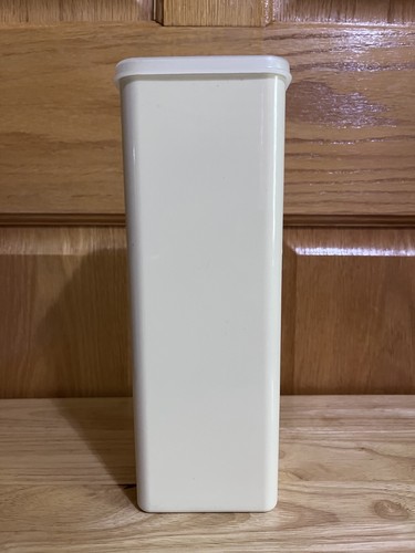 Vintage tupperware cracker - tupperware,