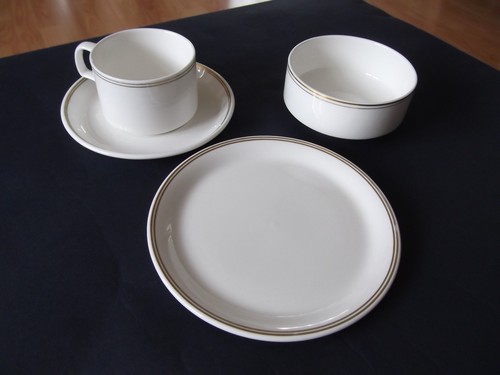 Items bcal british - 4, of