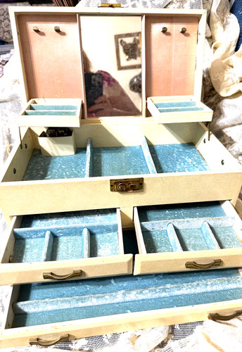 Vintage musical jewelry box - vintage,