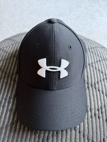 Under armour blitzing low - under,