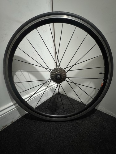 Rear wheel bontrager affinity