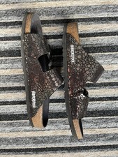 Women’s Silver Metallic Effect Genuine Birkenstock Sandals. Size 42 (UK 8) VGC.