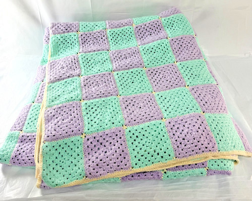 Retro 3kg crochet blanket - retro,