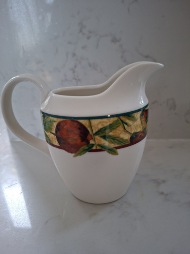 Royal doulton augustine milk - royal,