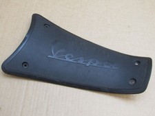 Piaggio Vespa Elettrica 2019 794 miles battery cover panel (10068)