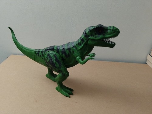 Chap mei dino valley hamleys - dino,