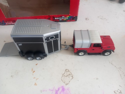 Britains farm land rover - farm,