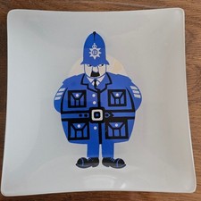 1970 Kenneth Townsend Sights Of London Policeman - I have full set  Chance Glass