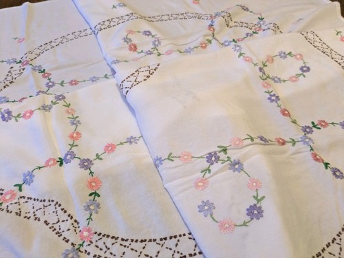 Beautiful vintage tablecloth - beautiful,