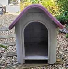 Dog Cat Kennel Sturdy Plastic Pet House Weatherproof Animal Shelter Hut
