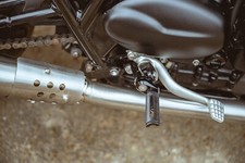 Triumph Thruxton R 1200 -