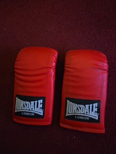 Classic lonsdale red punch - red,