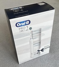 Oral-B PRO 1 680 WHITE Design Edition Rechargeable Toothbrush - Pressure Sensor