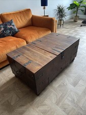 Thakat Bar Box By William