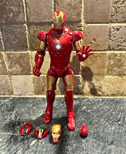 Marvel legends iron - man, mark