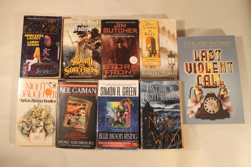 Lot fantasy novels - of, 10