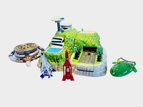 2004 bandai thunderbirds - 2004,