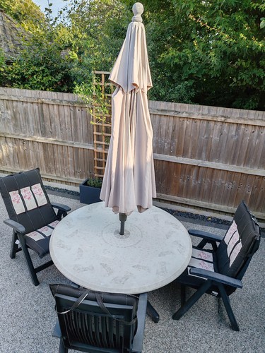 Hartman patio garden - patio,