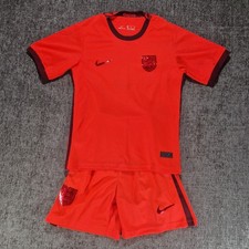 Nike England Football Kit 9-10 Years Pinkish Orange P2P 15" 
