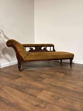 Edwardian Red Walnut Framed Chaise Longue