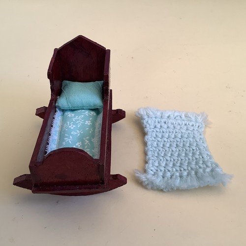 Scale dolls house - 1:12,