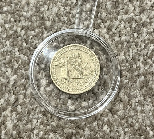 2004 old round one pound - round,