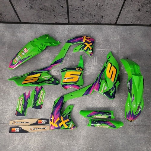 Plastics graphics kit - graphics,