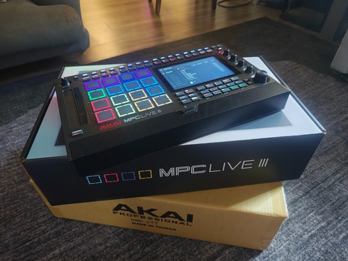 Akai professional mpc - akai,