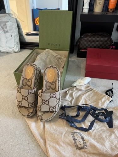 Gucci platform sliders - gucci, macro
