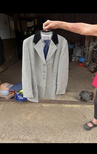 Caldene show jacket size 16 - caldene,