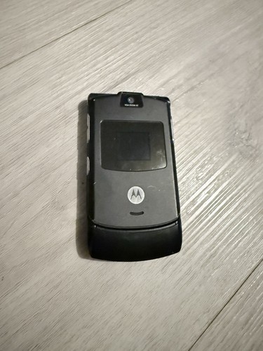 Motorola razr flip phone - flip,