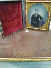Antique Photo Daguerreotype of Man in Lock case, great condition, 3.1 x 3.5 inch