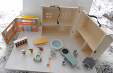 LITTLE TOWN Fold & Go wooden