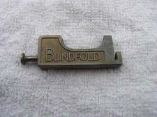 VINTAGE "BLINDFOLD" SEWING NEEDLE THREADER TOOL - MADE IN ENGLAND