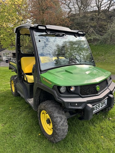 John deere gator - deere,