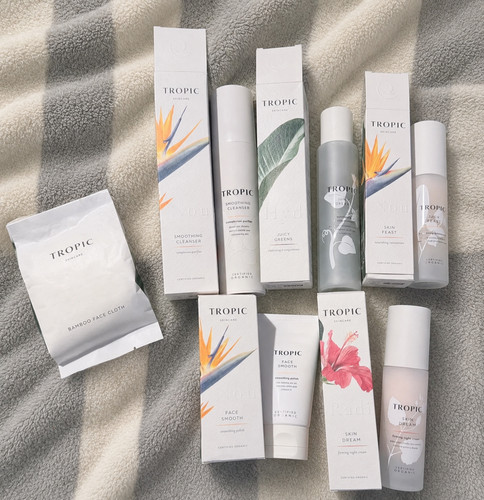 Tropic essential set skin - essential, &