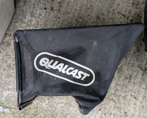 Qualcast electric lawn rake - qualcast,