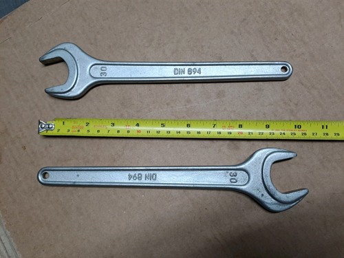 Engineering garage mechanic - engineering, /