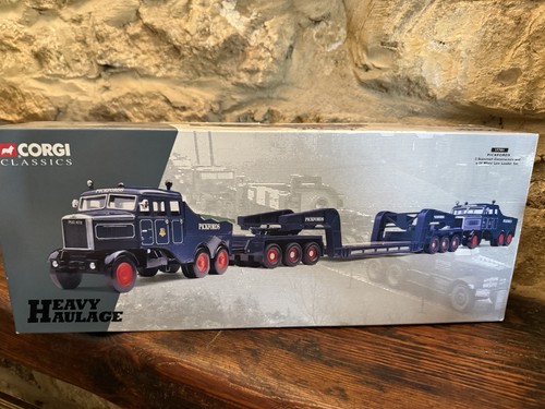 Corgi pickfords 17701 - pickfords, scammell