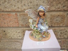 THE LEONARDO COLECTION FAERIE POPPETS DAYDREAMING  MAGIC FAIRY FIGURINE