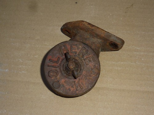 Lister stationary engine - engine, oil