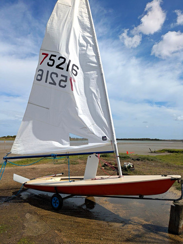 Laser sailing dinghy - , (1975